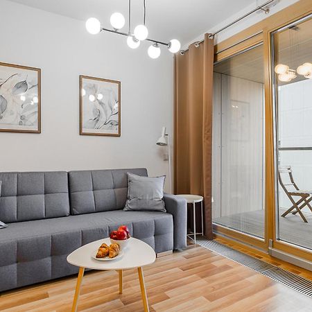 19 Dzielnica Kolejowa P&O Serviced Apartments Varşovia Exterior foto