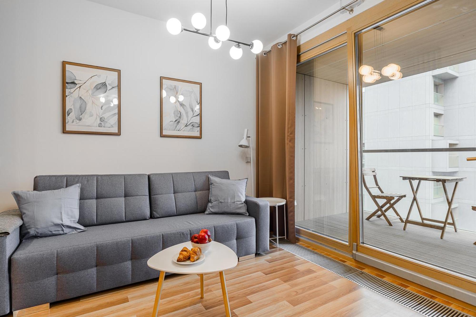 19 Dzielnica Kolejowa P&O Serviced Apartments Varşovia Exterior foto