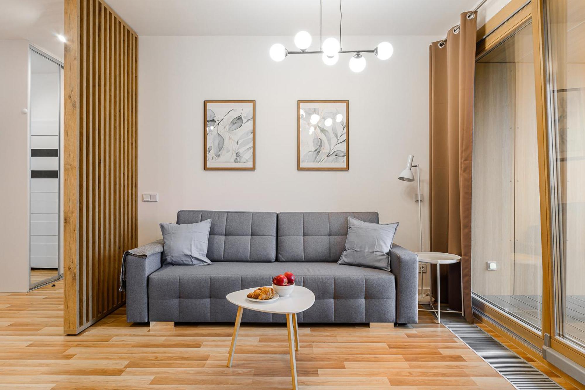 19 Dzielnica Kolejowa P&O Serviced Apartments Varşovia Exterior foto