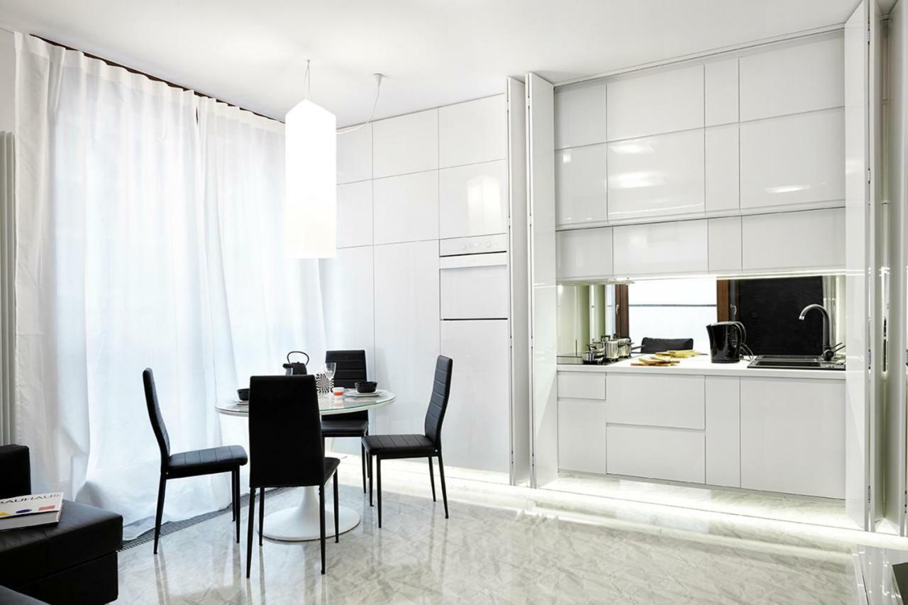 19 Dzielnica Kolejowa P&O Serviced Apartments Varşovia Exterior foto
