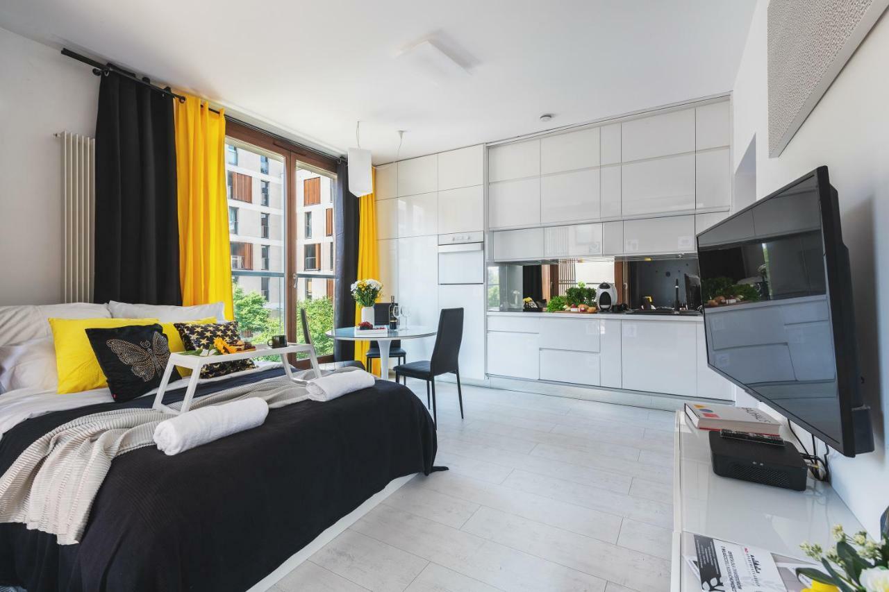 19 Dzielnica Kolejowa P&O Serviced Apartments Varşovia Exterior foto